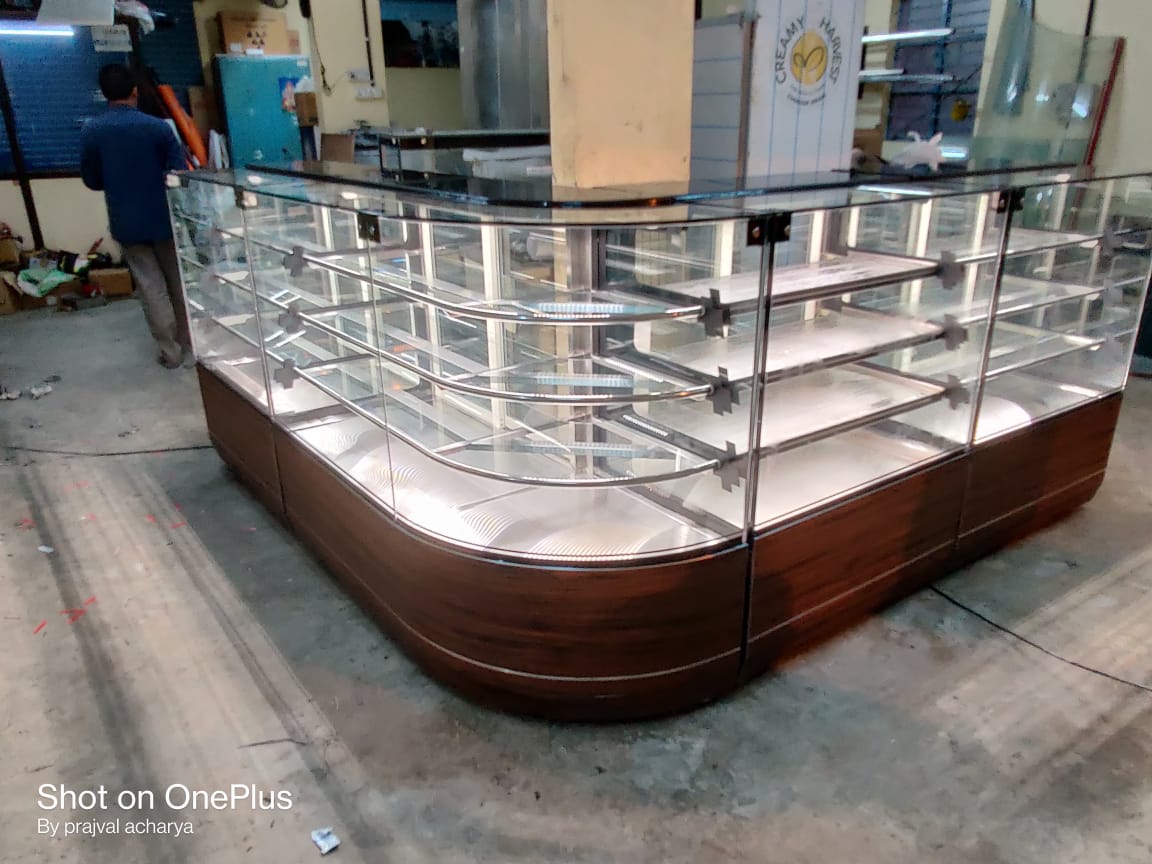 Pastry & Cake Counter