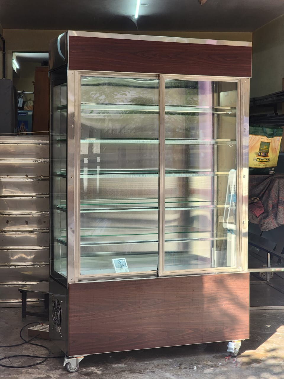 Vertical Display Unit